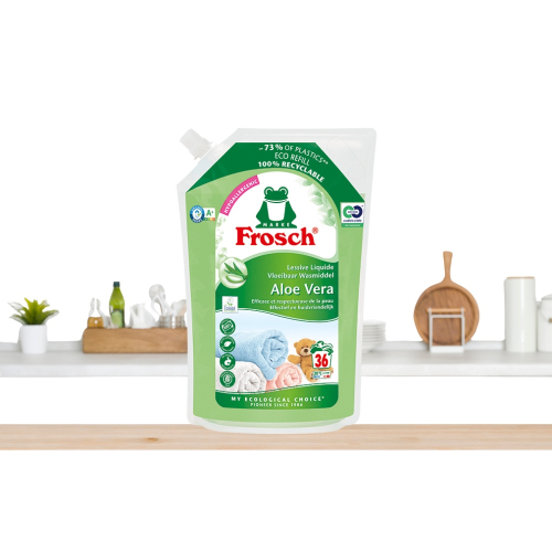 Túi Nước Giặt Quần Áo Hữu Cơ Frosch 1.8L Hương Lô Hội